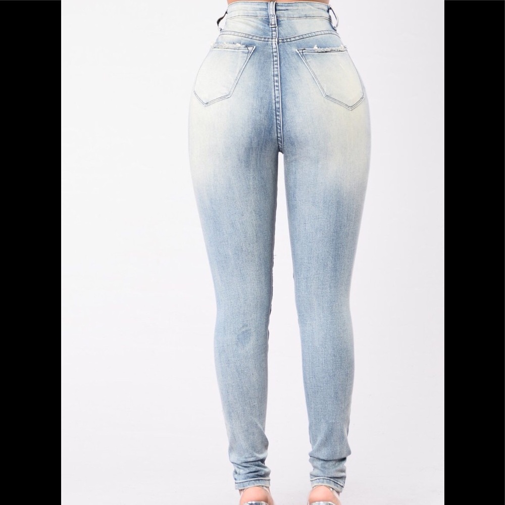 Jeans - Picture 4 of 5